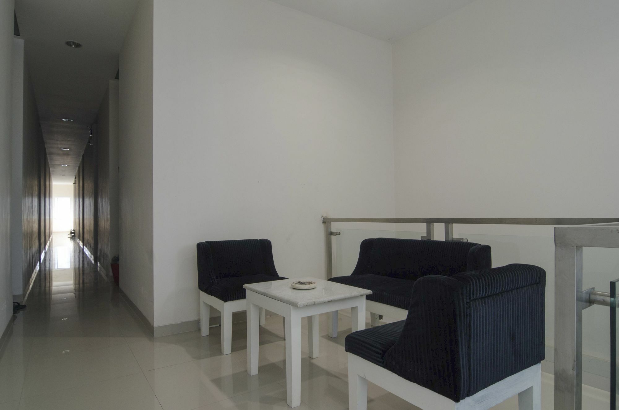三宝垄 Reddoorz Near Lawang Sewu酒店 外观 照片